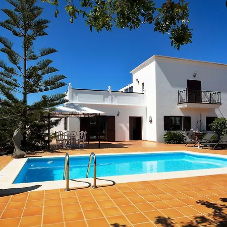 Villa Volcano * Yaiza (Lanzarote)
